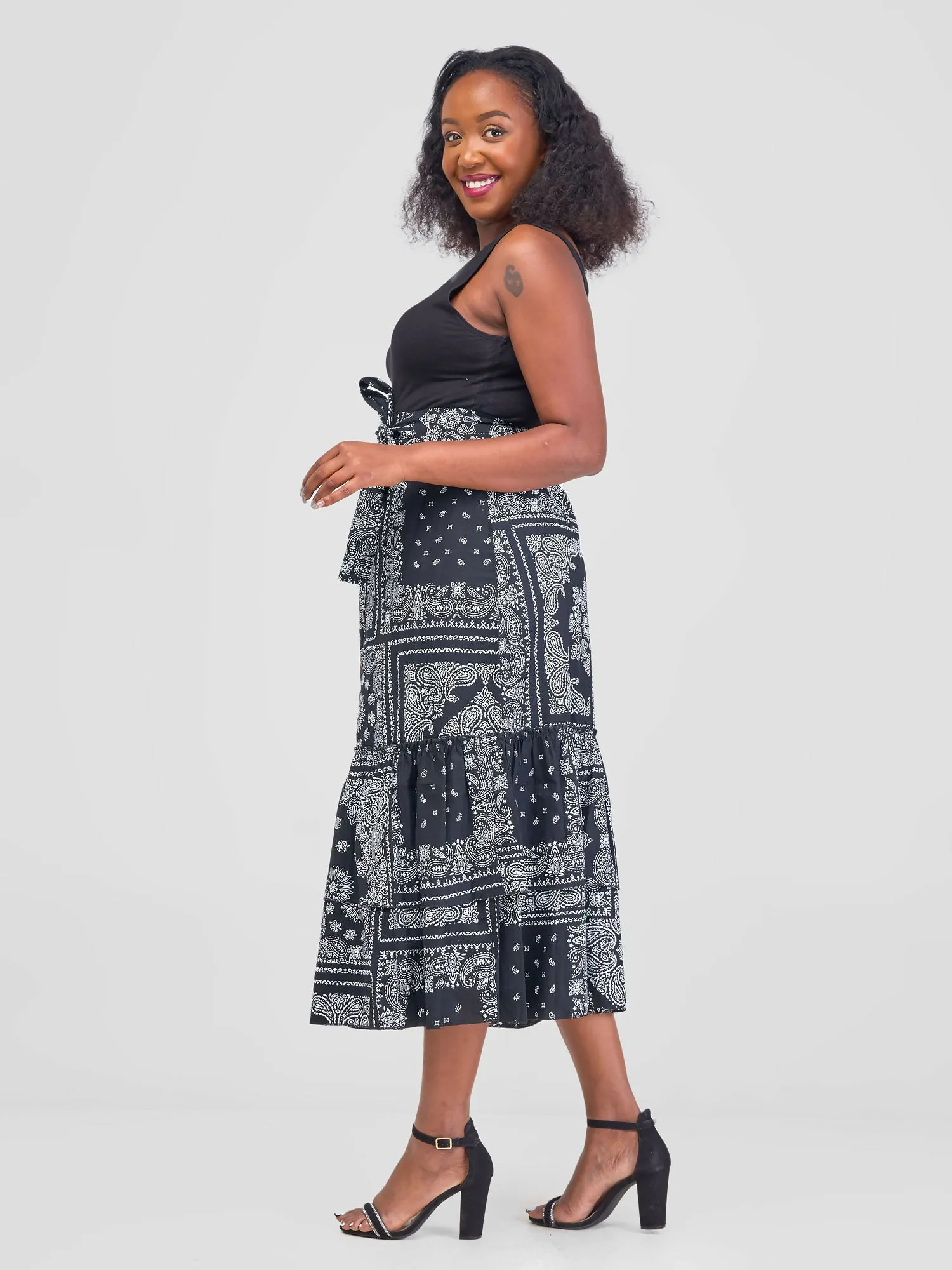 Bella Wangu Gypsy Bandana Print Skirt - Black / White