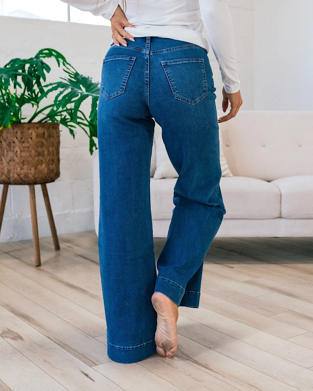 Jacey Wide Leg Jeans