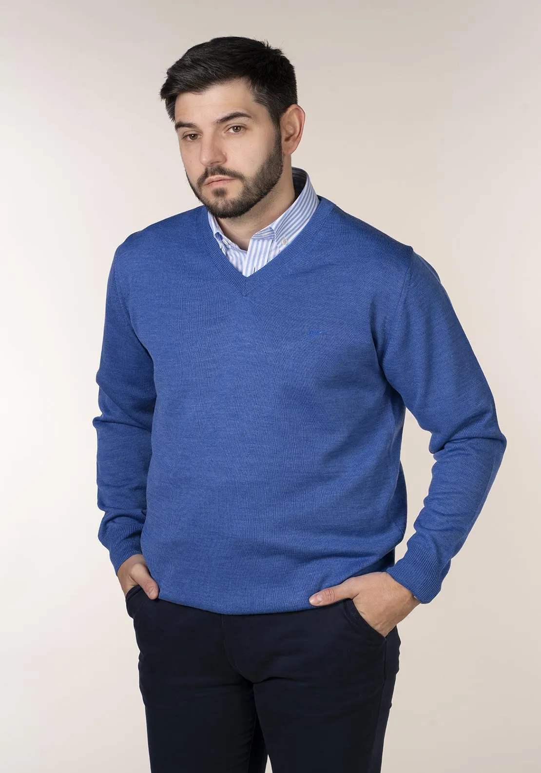 Mens V-Neck Jumper