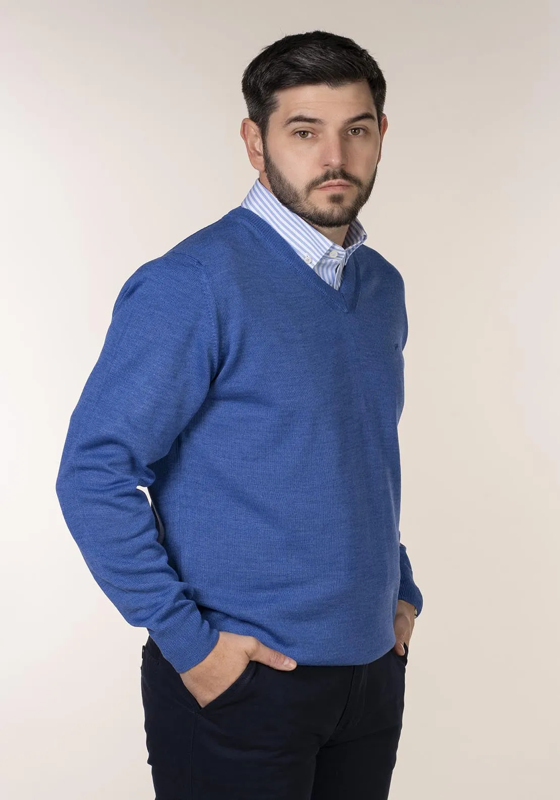 Mens V-Neck Jumper