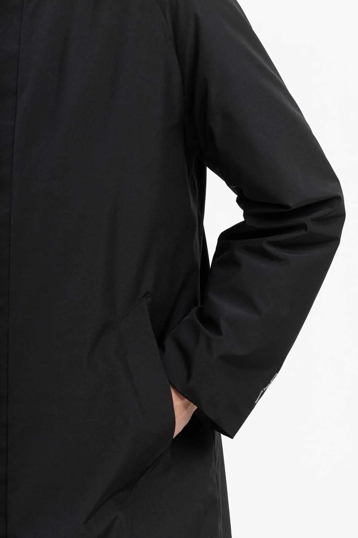 Norse Projects Vargo Gore-Tex Infinium Mac Jacket in Black