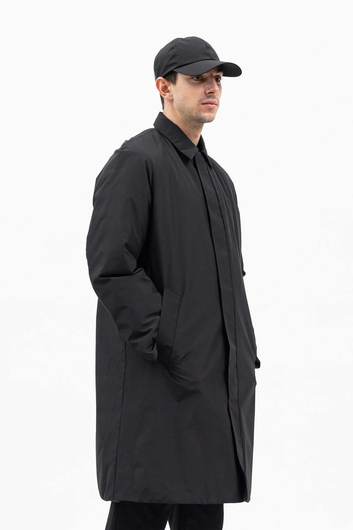 Norse Projects Vargo Gore-Tex Infinium Mac Jacket in Black