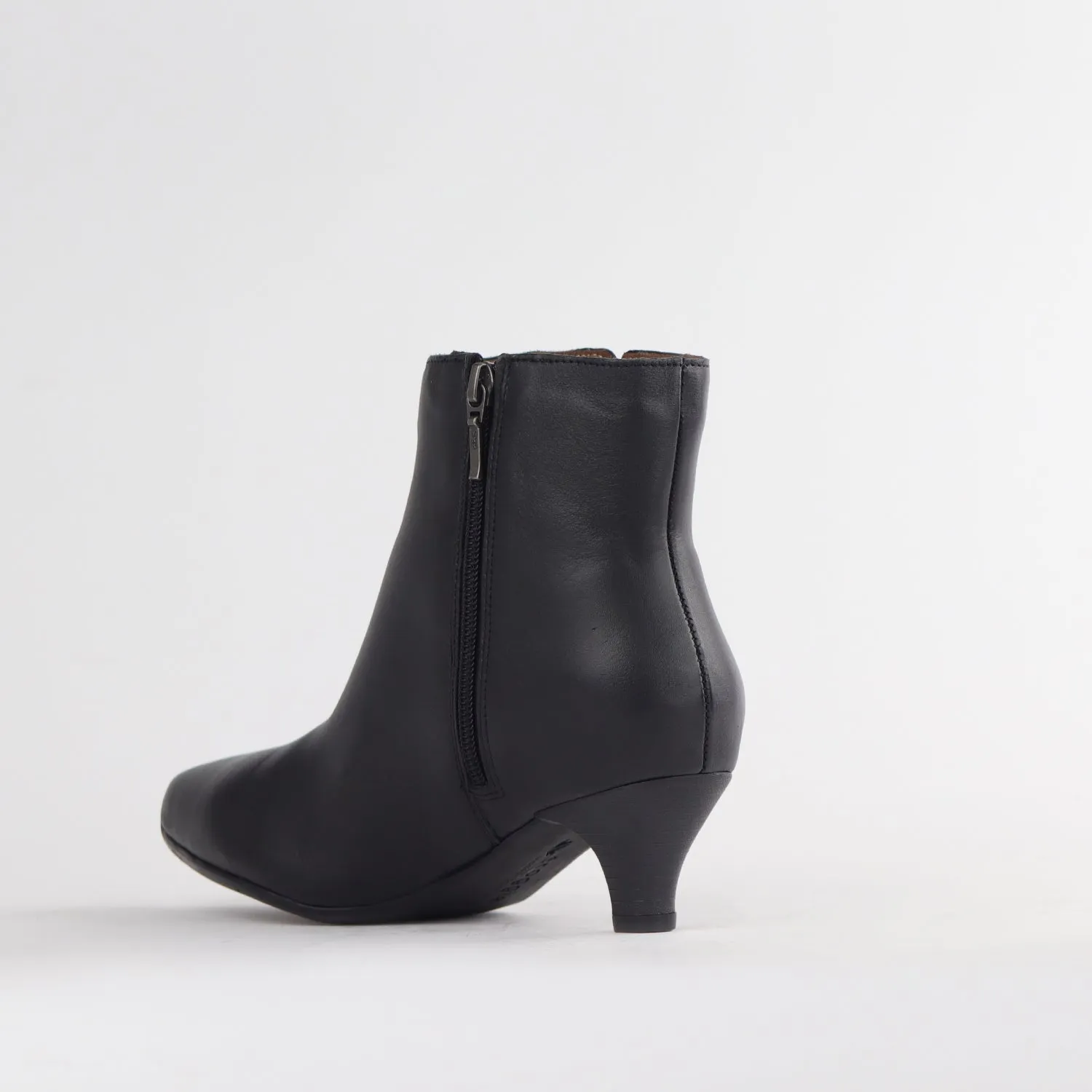 Pointed Kitten Heel Ankle Boot in Black - 12650